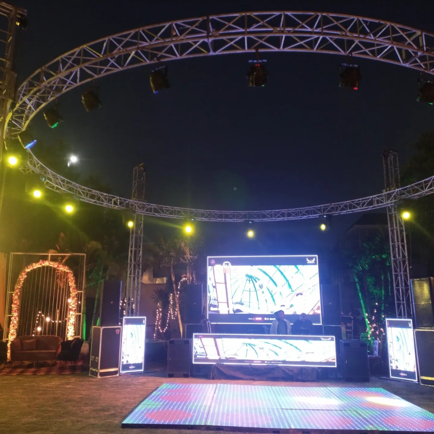 Stage & Truss Setup